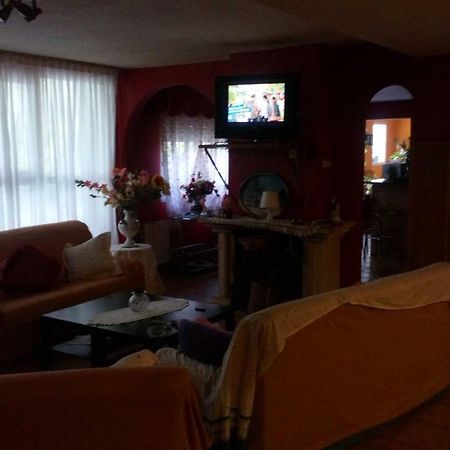 Hostal El Venero 索蒂略德拉德拉达 外观 照片